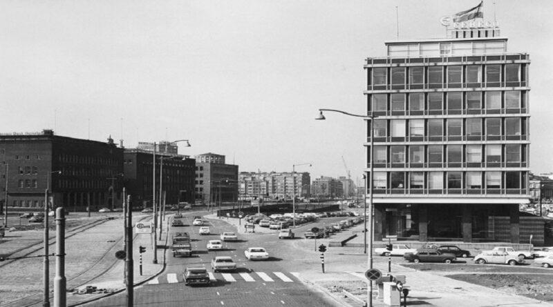 De Blaak gezien vanaf Station Blaak, 1970