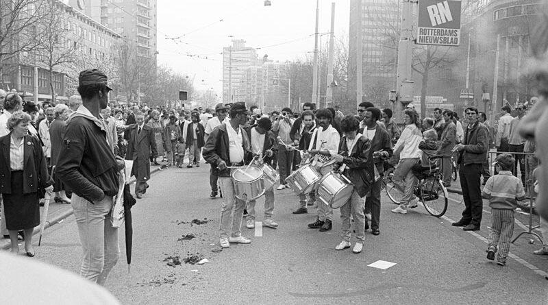 Muziek op de Coolsingel tijdens de marathon van1988